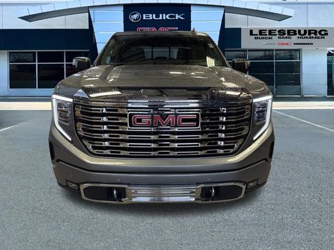 Used 2023 GMC Sierra 1500 Denali w/ Denali Reserve Package AWD/4WD image 2