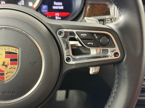 Certified 2020 Porsche Macan Turbo image 22