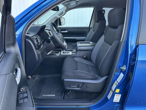 Used 2016 Toyota Tundra SR5 w/ TRD Off Road Package image 11