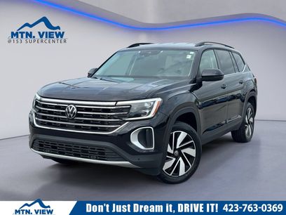 Used 2025 Volkswagen Atlas SE