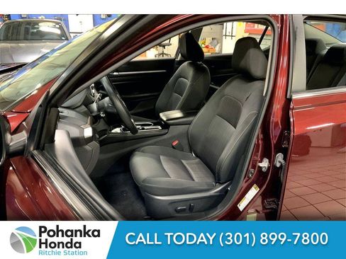 Used 2023 Nissan Altima 2.5 SV image 18