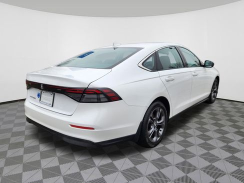 Certified 2023 Honda Accord EX image 4