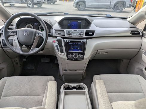 Used 2015 Honda Odyssey EX image 17
