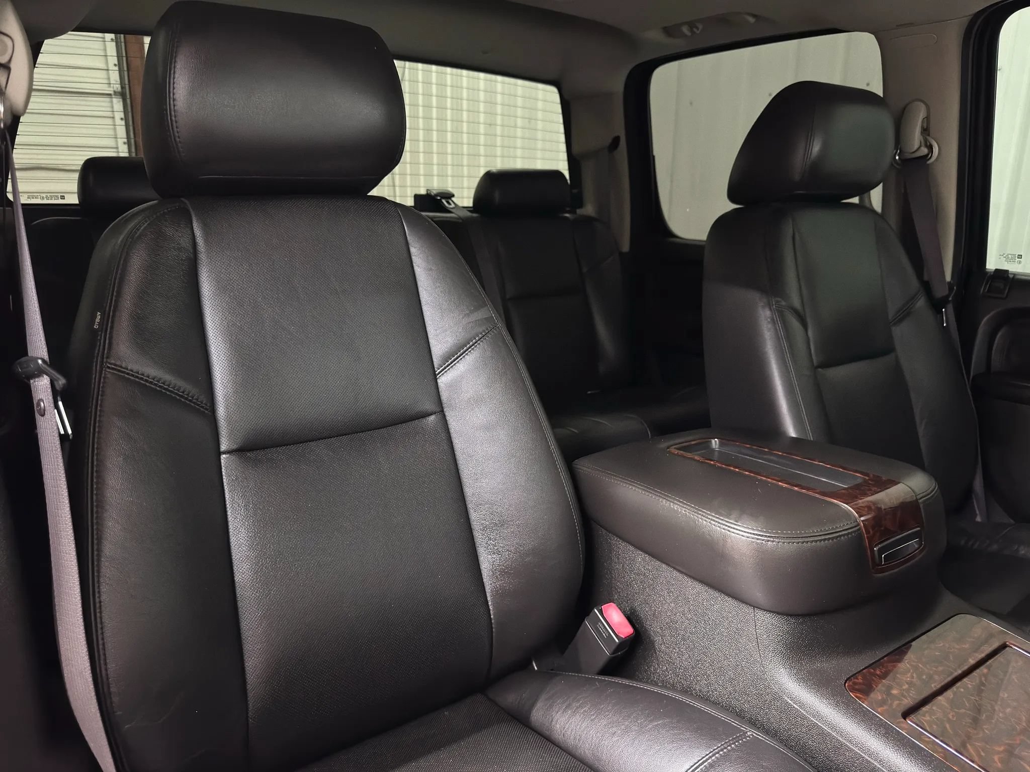 Used 2012 GMC Sierra 2500 Denali w/ Suspension Package, Off-Road AWD/4WD image 15