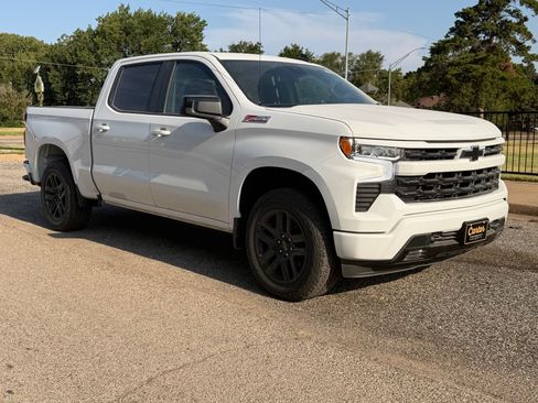 New 2026 Chevrolet Silverado 1500 RST w/ Z71 Off-Road Package AWD/4WD image 2