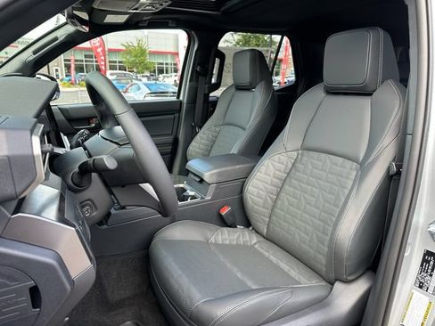 New 2026 Toyota 4Runner TRD Off-Road Premium AWD/4WD image 8