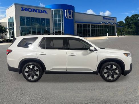 New 2026 Honda Pilot Elite image 6