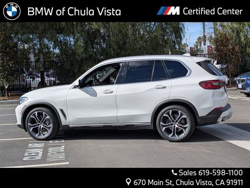 Used 2023 BMW X5 xDrive45e w/ Parking Assistance Package image 6