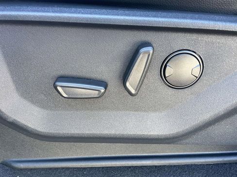 New 2025 Ford F150 Lariat w/ Equipment Group 501A Mid image 13