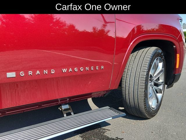 Used 2025 Jeep Grand Wagoneer L Series III w/ Rear Seat Video Group 1 AWD/4WD image 19