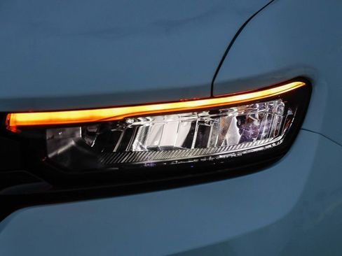 New 2025 Jeep Grand Cherokee Altitude image 5