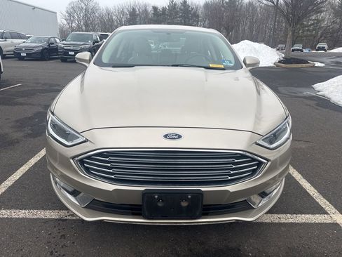 Used 2018 Ford Fusion Titanium image 4