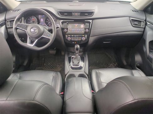 Used 2019 Nissan Rogue SL w/ Premium Package image 23