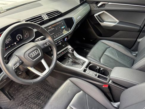 Used 2023 Audi Q3 2.0T Premium Plus image 11