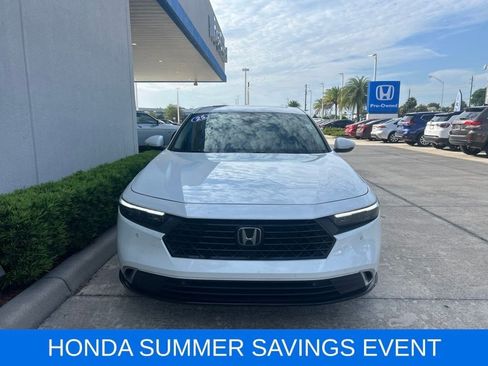 Used 2025 Honda Accord Touring image 2