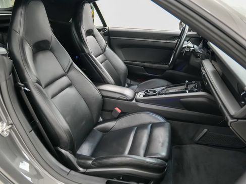 Used 2021 Porsche 911 Carrera S RWD image 17