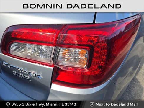 Used 2019 Subaru Outback 3.6R Limited image 5