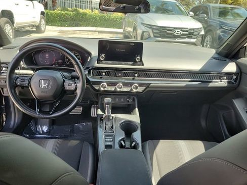 Used 2025 Honda Civic Sport image 8