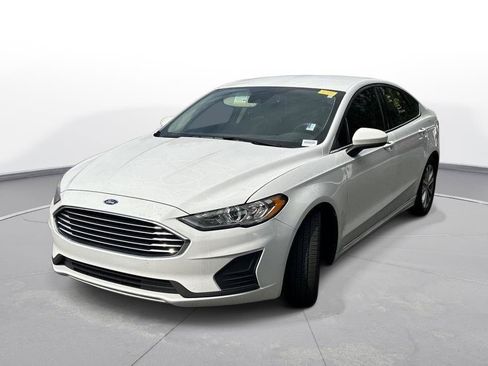 Used 2020 Ford Fusion SE FWD image 2