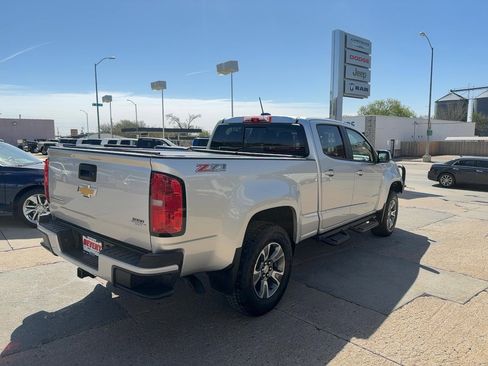 Used 2018 Chevrolet Colorado Z71 AWD/4WD image 6