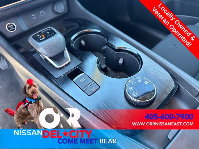 Used 2023 Nissan Rogue S AWD/4WD image 26