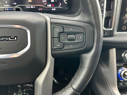 Used 2024 GMC Yukon XL Denali w/ Advanced Technology Package AWD/4WD image 19