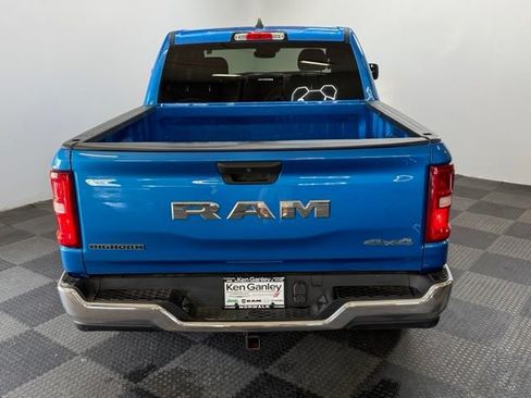 Used 2025 RAM 1500 Big Horn AWD/4WD image 11