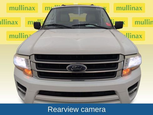 Used 2015 Ford Expedition EL XLT image 13