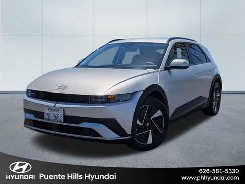 Certified 2025 Hyundai Ioniq 5 SEL RWD image 1