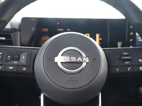 New 2026 Nissan Kicks SV image 9