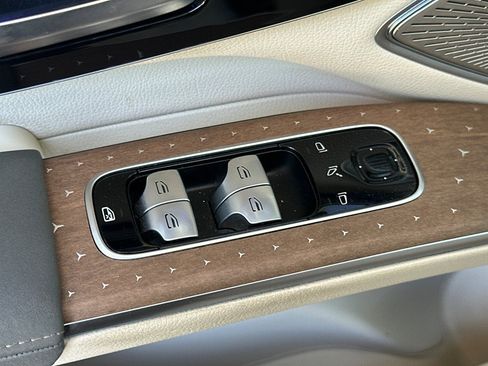 Certified 2023 Mercedes-Benz EQS 450+ SUV image 12