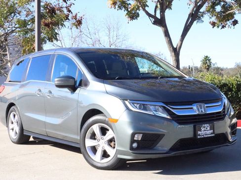 Used 2018 Honda Odyssey EX-L image 2