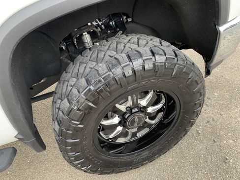 Used 2022 Chevrolet Silverado 3500 LTZ w/ LTZ Convenience Package image 59