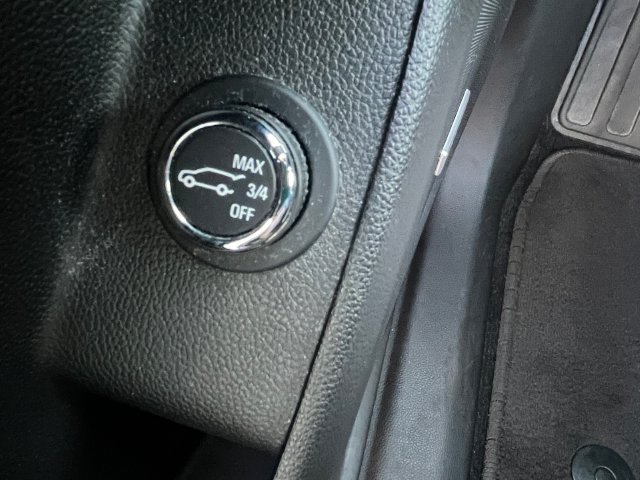 Used 2024 Chevrolet Traverse Premier w/ Redline Edition FWD image 20