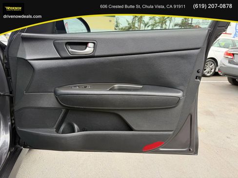 Used 2018 Kia Optima LX image 15