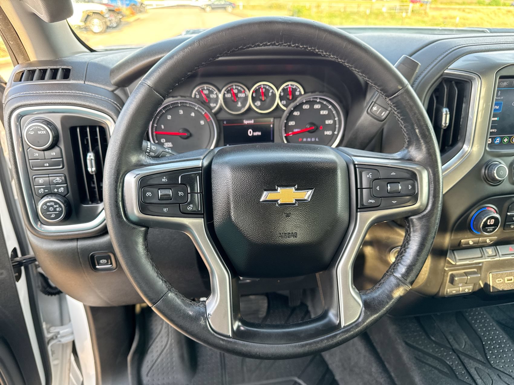 Used 2022 Chevrolet Silverado 3500 LT w/ Convenience Package AWD/4WD image 14