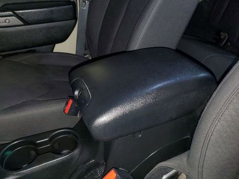 Used 2017 Jeep Wrangler Unlimited Sport AWD/4WD image 28