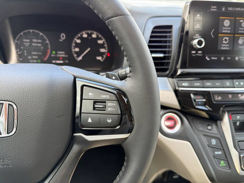 Used 2026 Honda Odyssey EX-L image 30