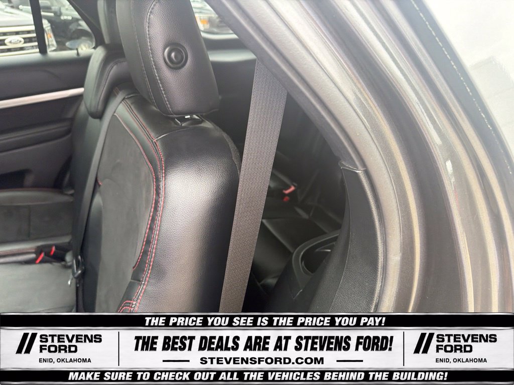 Used 2019 Ford Explorer XLT w/ Equipment Group 202A FWD image 37