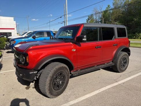Used 2023 Ford Bronco Wildtrak AWD/4WD image 1