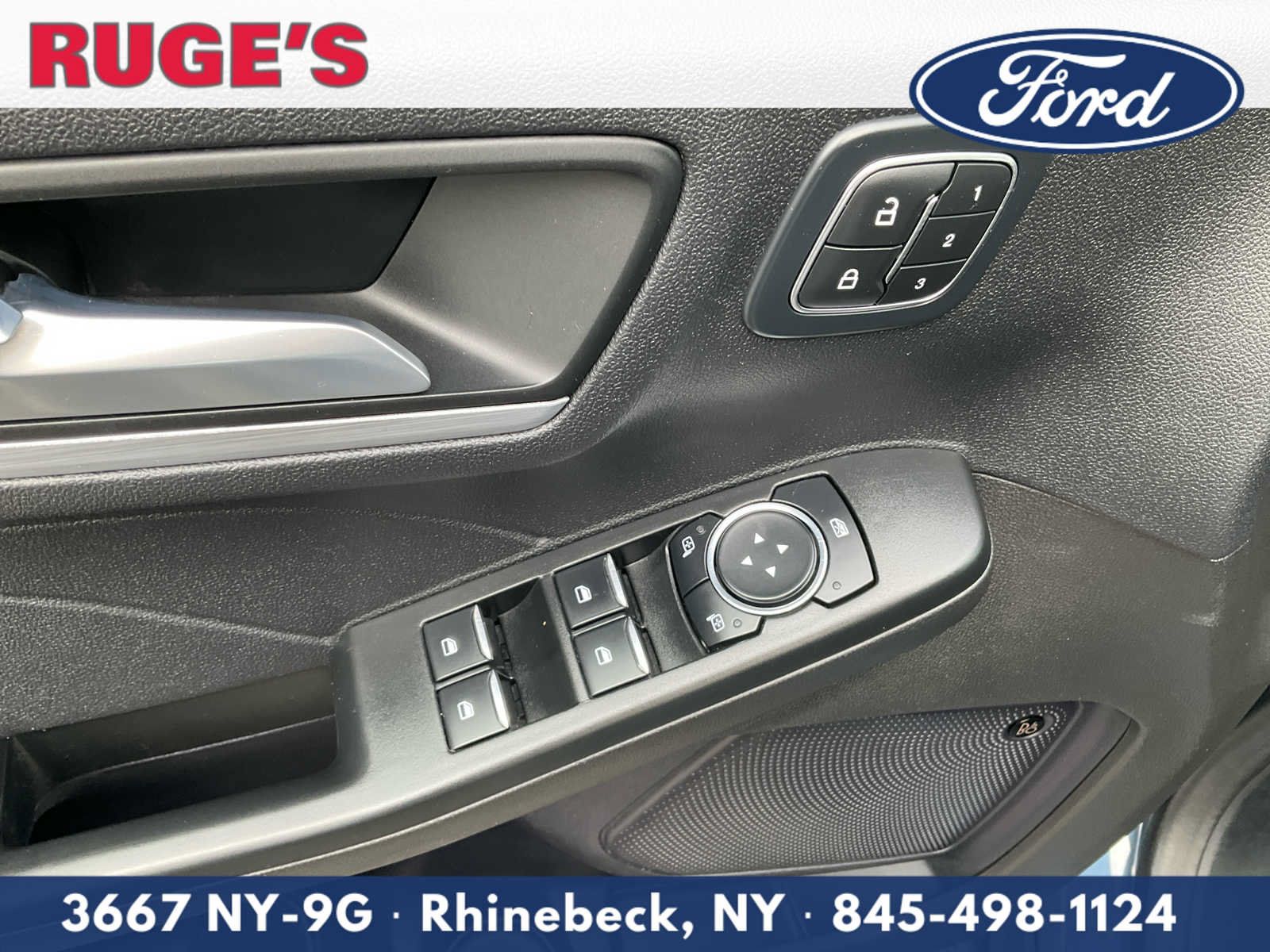 Certified 2024 Ford Escape Platinum w/ Premium Technology Package AWD/4WD image 16