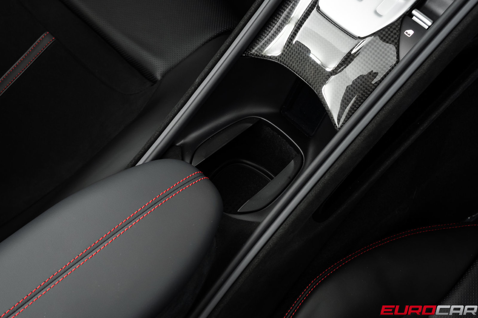 Used 2026 Ferrari Roma Spider RWD image 36