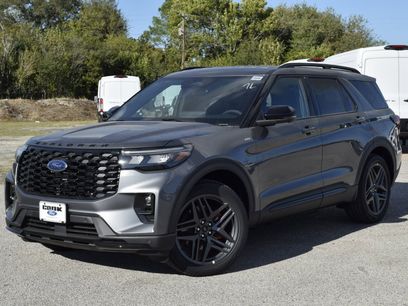 New 2026 Ford Explorer ST-Line w/ ST-Line Street Pack