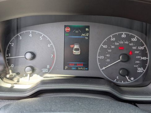 Used 2024 Toyota Corolla SE FWD image 19