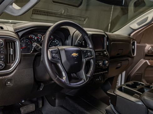 Used 2022 Chevrolet Silverado 2500 LT w/ Convenience Package image 16