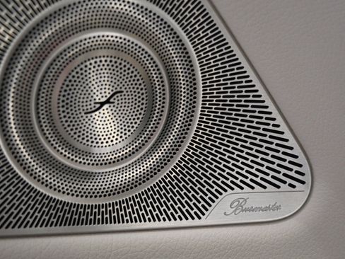 Used 2023 Mercedes-Benz S 580 4MATIC Sedan image 25