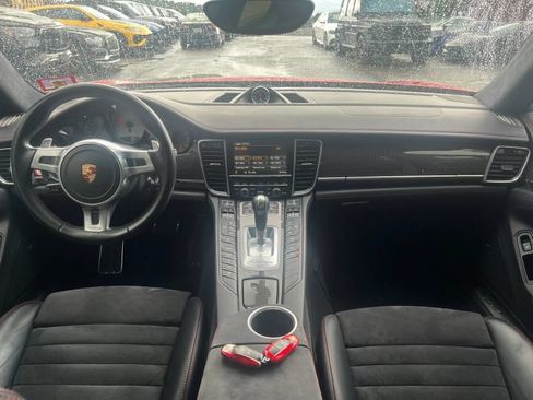 Used 2015 Porsche Panamera GTS AWD/4WD image 30