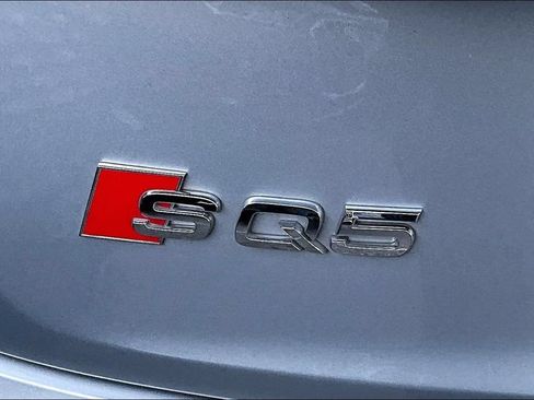 Used 2023 Audi SQ5 Premium Plus w/ Premium Plus Package AWD/4WD image 24