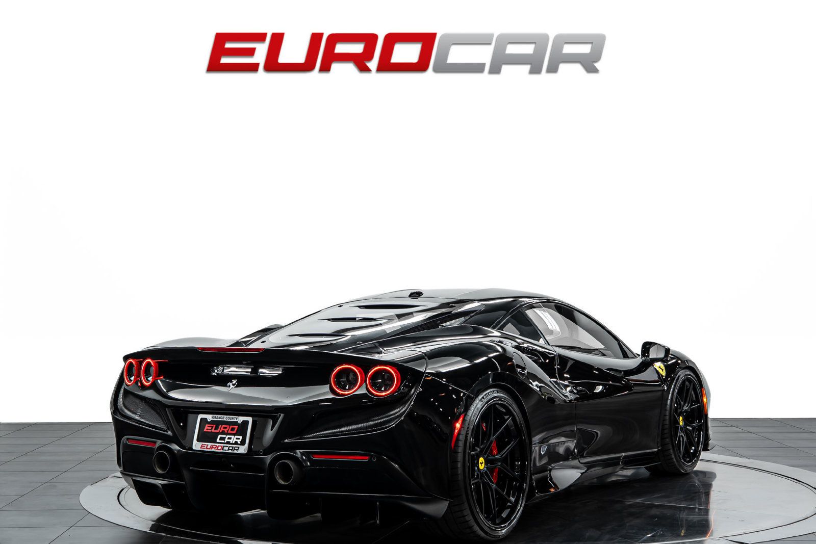 Used 2021 Ferrari F8 Tributo RWD image 5