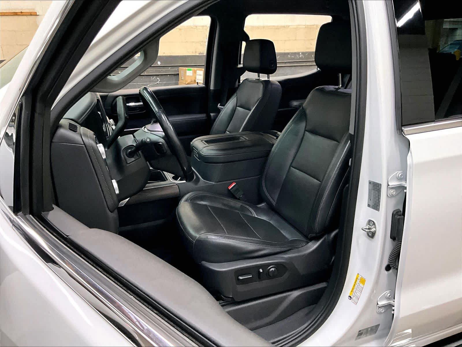Used 2019 GMC Sierra 1500 SLT w/ SLT Premium Plus Package AWD/4WD image 26